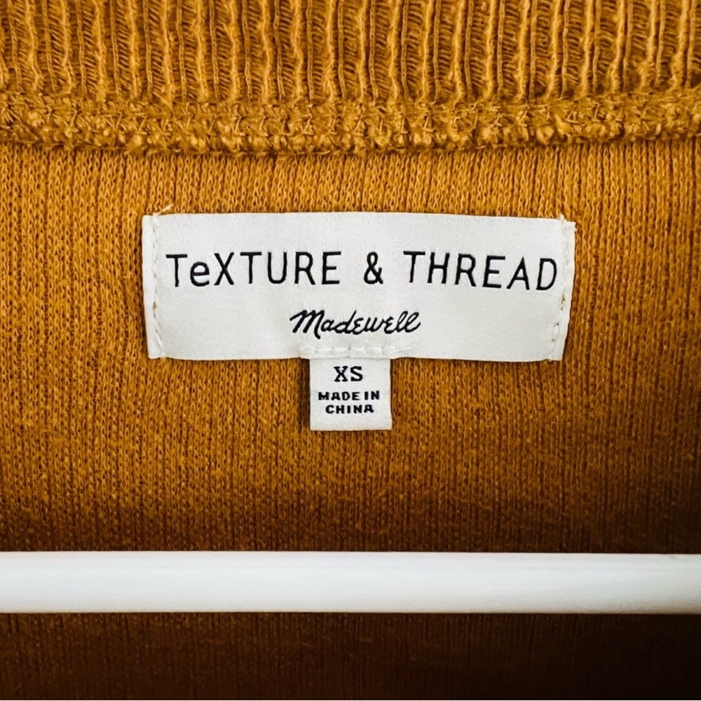 Madewell Texture & Thread Antique Gold Jacquard Knot Front Top XS - Picture 4 of 6